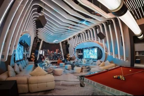 盐城KTV招聘模特美女！别对生活失去信心